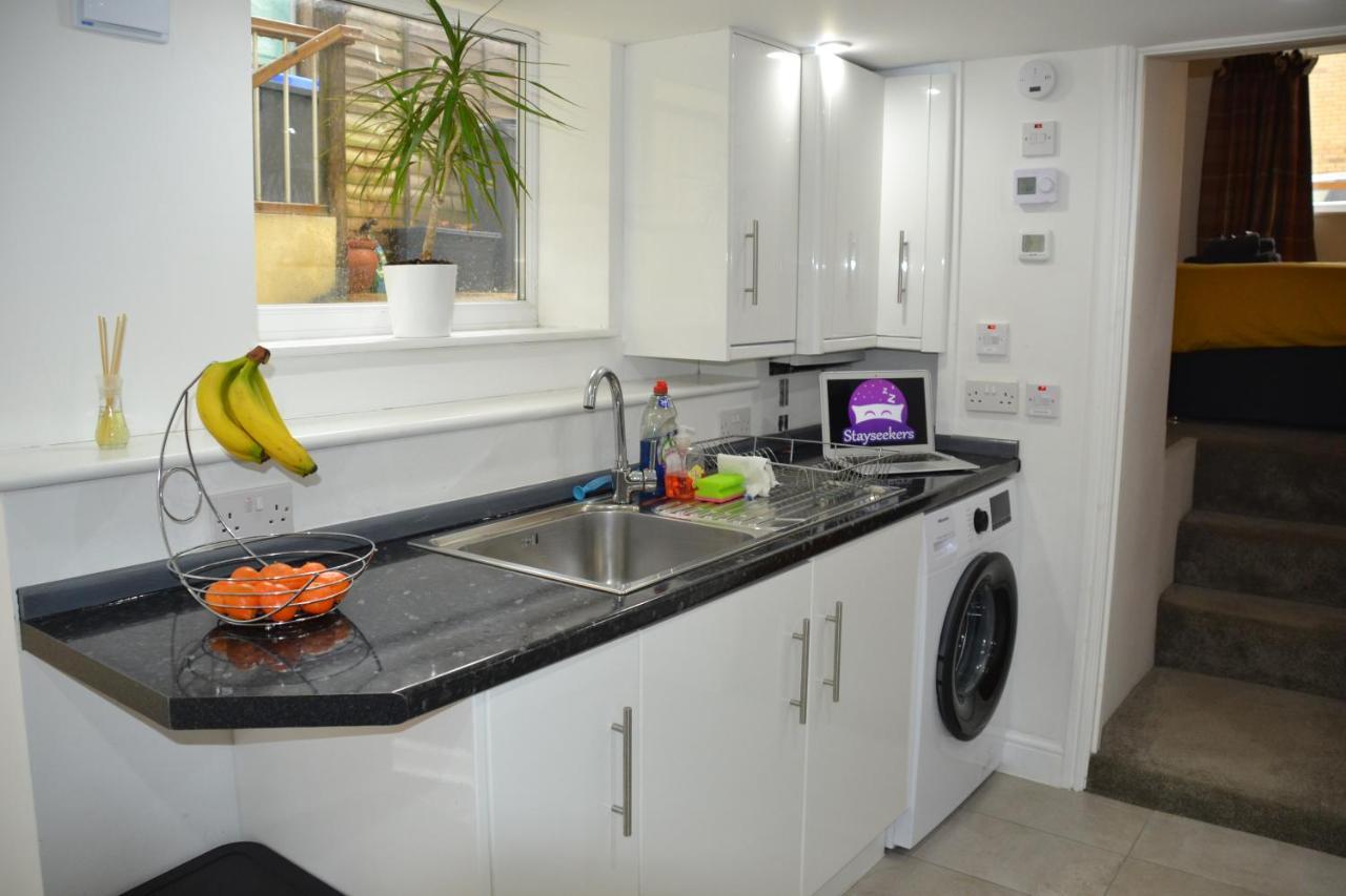 Willow Tree 1 Bed Apartment - Stayseekers Солсбери Экстерьер фото