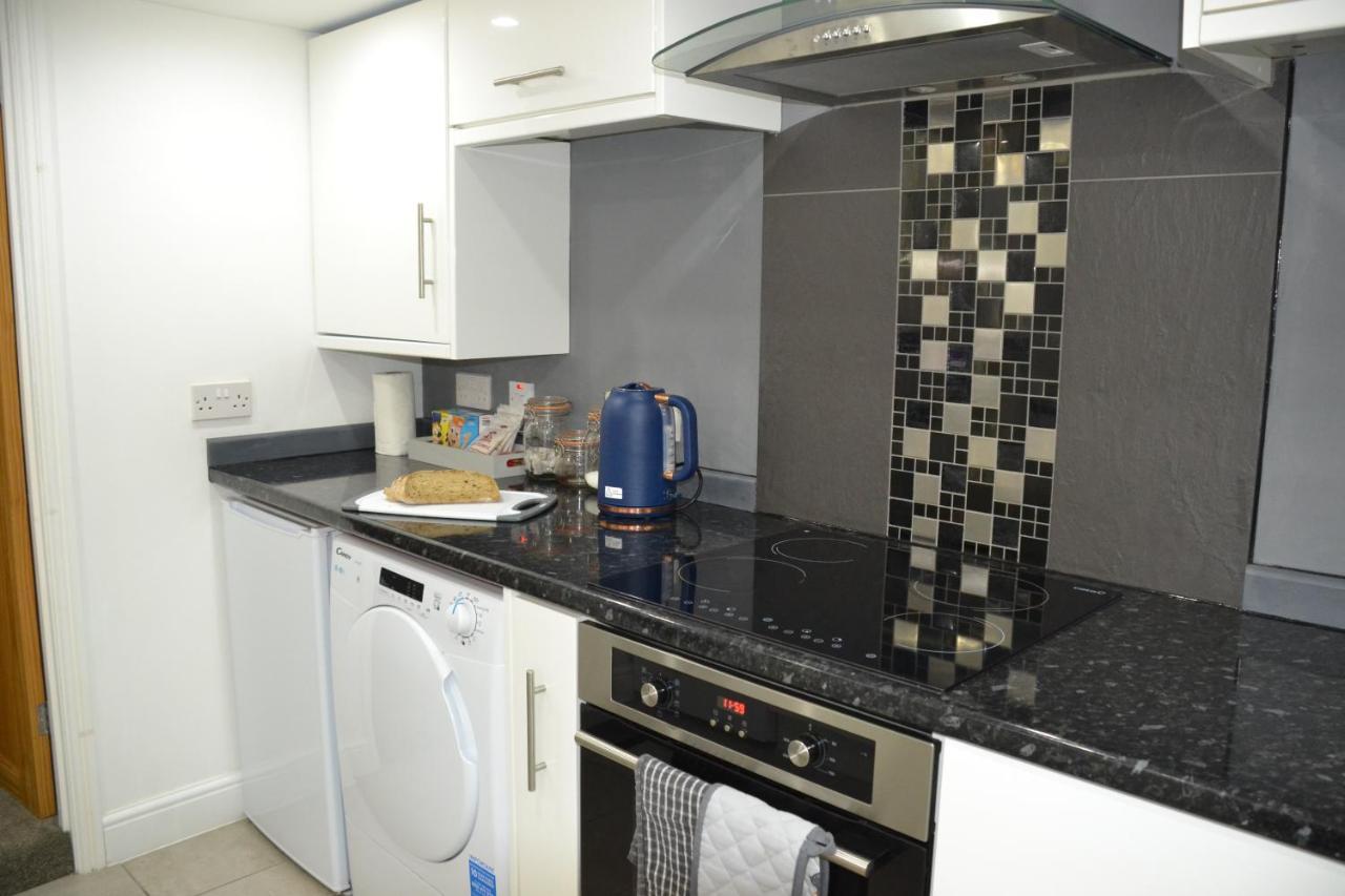 Willow Tree 1 Bed Apartment - Stayseekers Солсбери Экстерьер фото